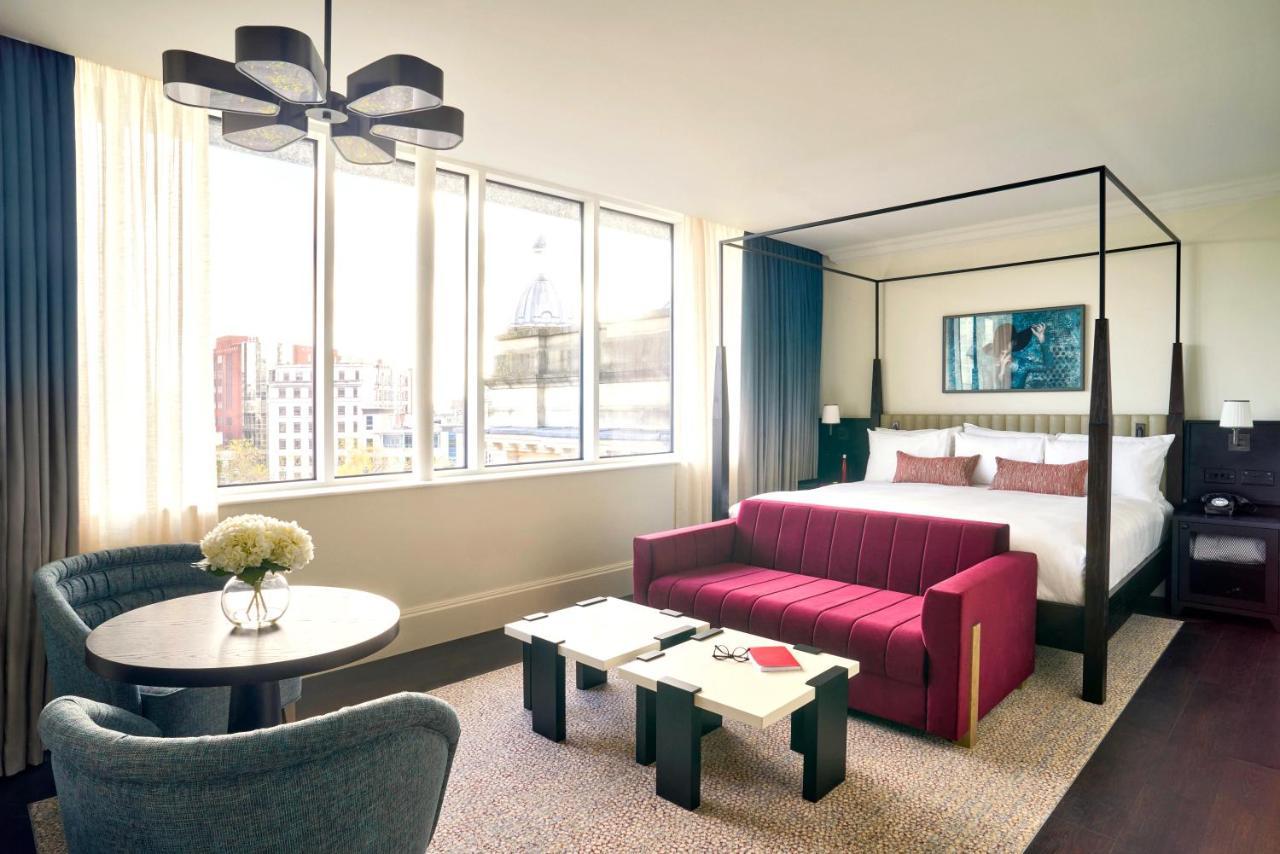 The Grand Hotel Birmingham Exterior foto A suite at the London Edition