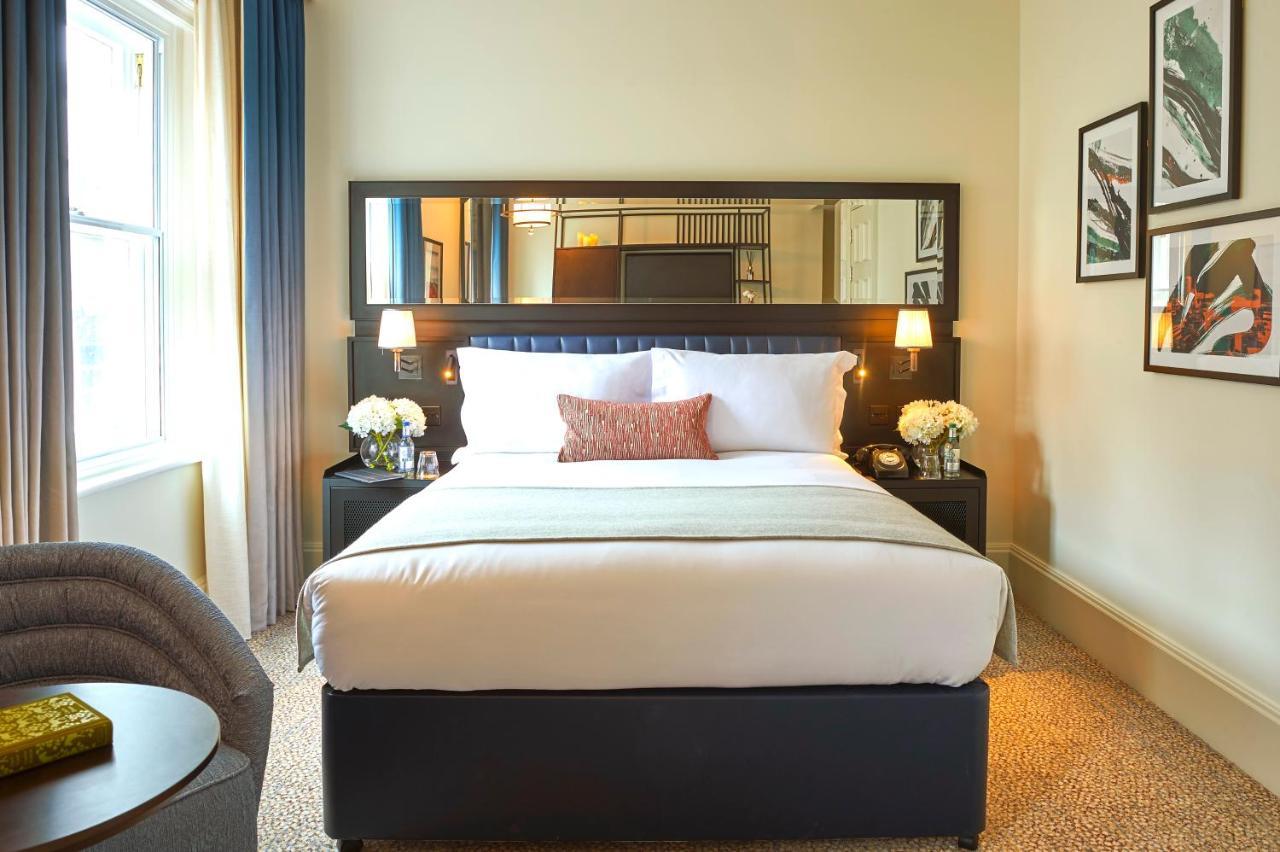 The Grand Hotel Birmingham Exterior foto A bedroom at the hotel